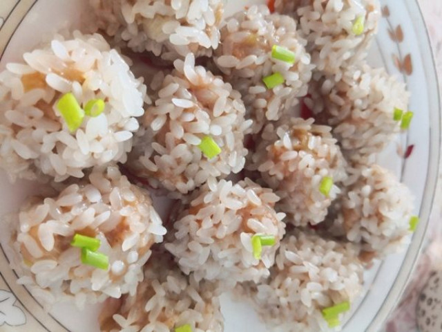 Ẩm thực - Nấu xôi kiểu này cả nhà ăn bao nhiêu cũng hết vì chẳng cần thêm "mồi"