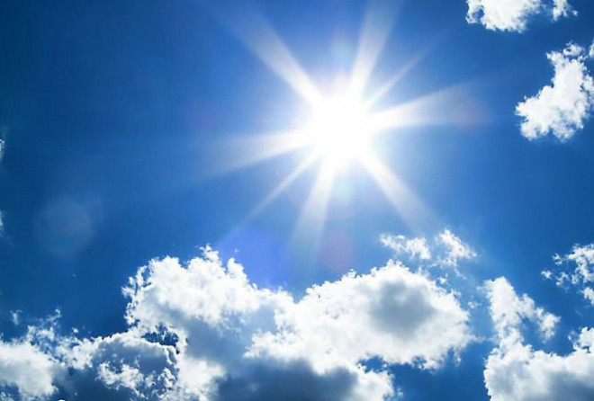 Nắng gắt có thể tiêu diệt virus corona trong 34 phút - 1