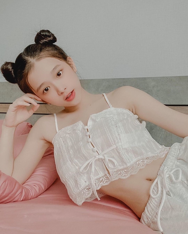 Cũng như Jun Vũ, Linh Ka lựa chọn tập thêm bộ môn võ mạnh mẽ vốn nhiều người mặc định chỉ dành cho nam giới.&nbsp;
