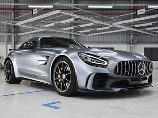 Ngắm xe - Xe Mercedes-AMG GT-R Cường Đô la chi gần 12 tỷ đồng rước về có gì đặc biệt?