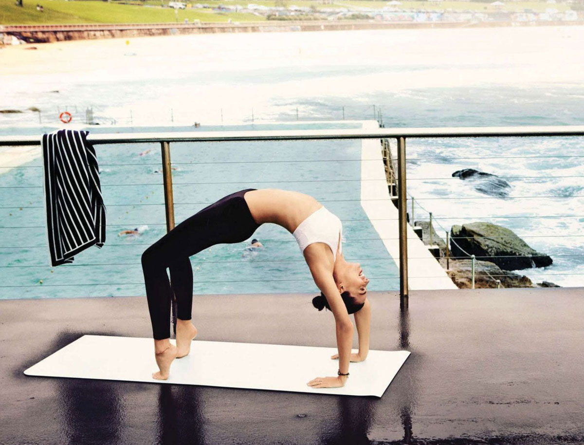 Nên chọn bài tập không gây nhiều áp lực lên khớp.