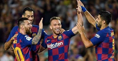 Barca sắp công bố bán "Xavi mới" cho Juventus: Messi & đồng đội "sôi sục"