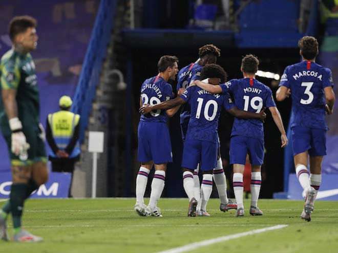 Chelsea tạo ra cách biệt an toàn với MU sau trận thắng Man City