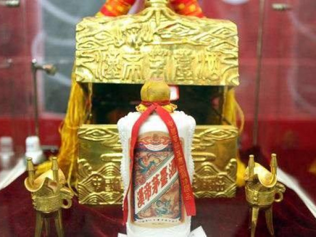 Kinh doanh - Loại rượu từ thời nhà Thanh giúp một công ty &quot;giàu&quot; hơn cả Ngân hàng Công Thương Trung Quốc