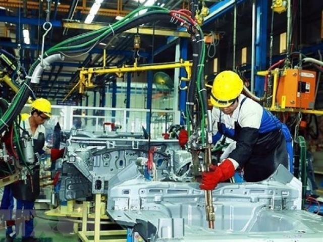 Thị trường - Tiêu dùng - Quy định giảm 50% thuế trước bạ với ôtô chính thức có hiệu lực từ hôm nay (28/6)