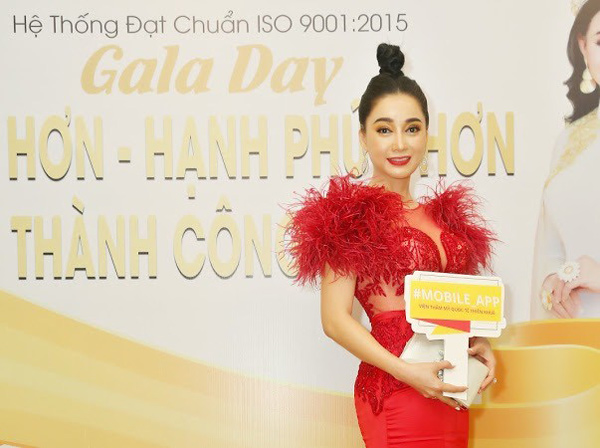 Hoa hậu Đông Nam Á Hồng Tươi rạng rỡ dự Gala Dinner - 2