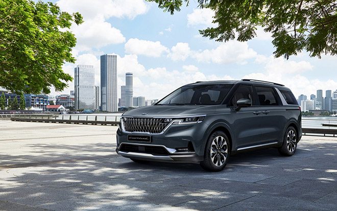 Kia Sedona 2021 xuất hiện trên đường phố không che chắn ngụy trang - 4