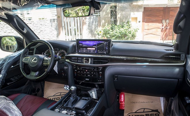Cận cảnh Lexus LX 570 Super Sport 2020 Black Edition giá hơn 9 tỷ đồng tại Việt Nam - 5
