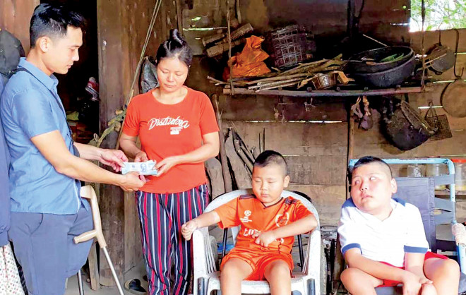 Phi một chân kết nối, giúp đỡ nhiều hoàn cảnh khó khăn