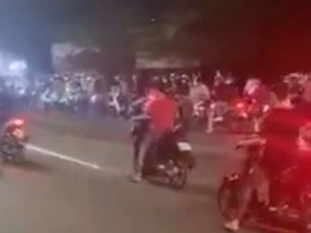 Pháp luật - Đồng Nai: Cả trăm "quái xế" liều lĩnh chặn ôtô trên Quốc lộ 51 để đua xe