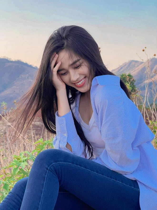 Cứ nghĩ Hoa hậu Đỗ Thị Hà chỉ yêu gam màu nóng nhưng khi lên đồ sắc lạnh cũng rất bắt mắt - 9