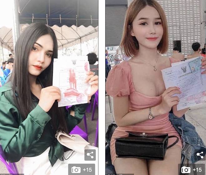 Các cô gái Thái Lan cầm trên tay giấy chứng minh phẫu thuật chuyển giới.
