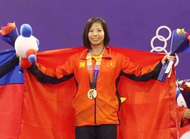 Đô vật Kiều Thị Ly vừa lỡ cơ hội giành vé dự Olympic Tokyo vì lý do khách quan.