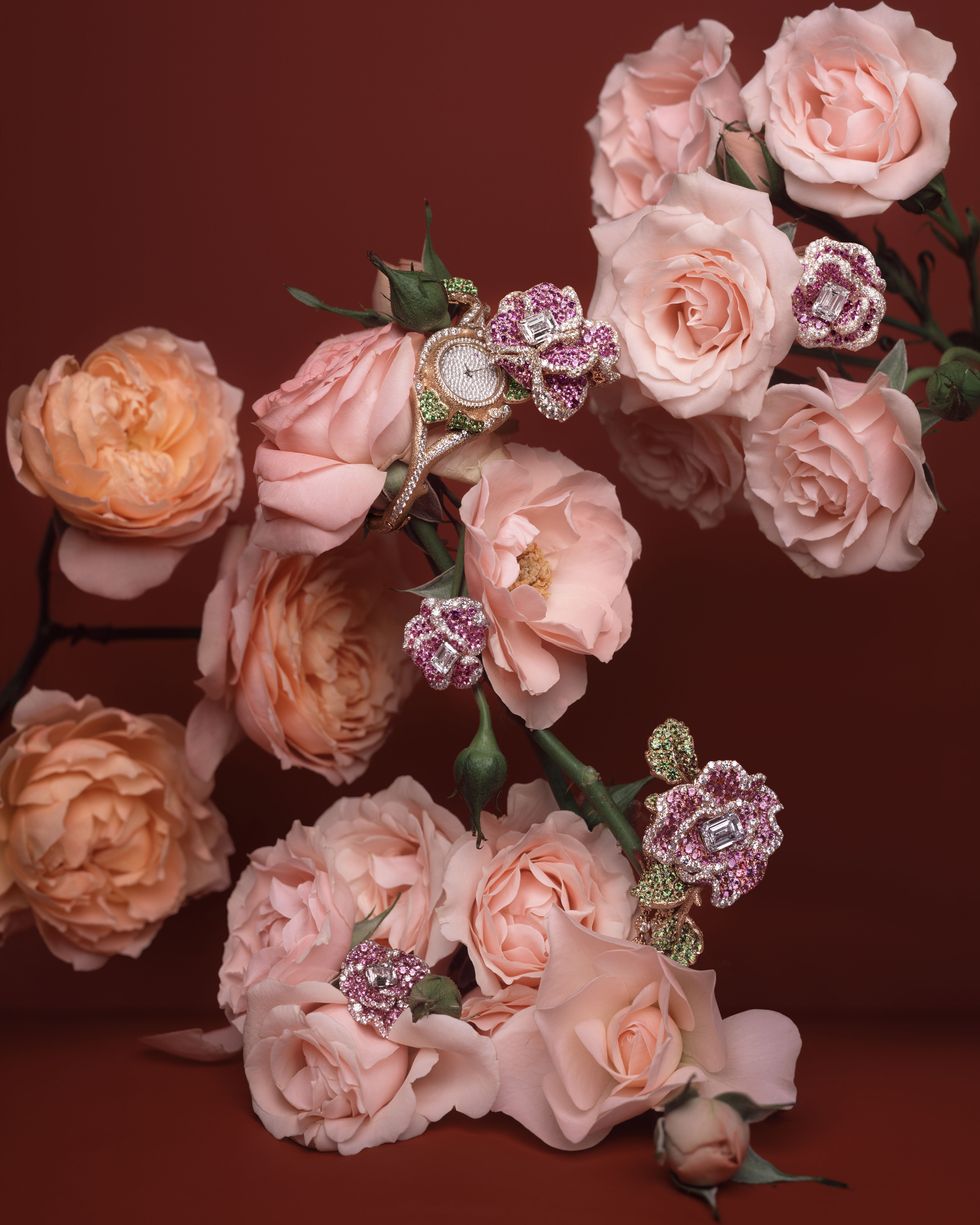 Dior ra mắt bộ sưu tập trang sức xa xỉ tràn ngập hoa hồng - 1