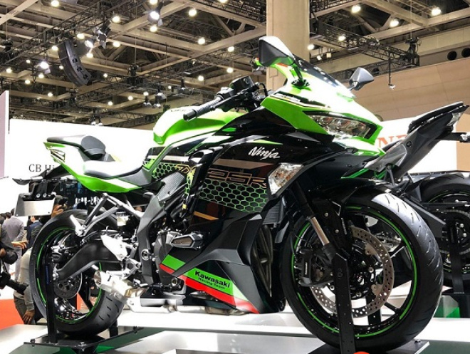 Giá lăn bánh môtô Kawasaki Ninja ZX-25R trong tháng 4/2021 - 5