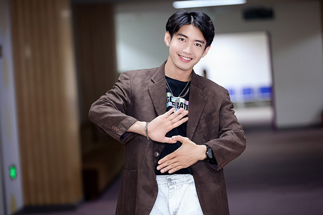 Từ hiện tượng "Vũ điệu hồi sinh", thấy gì về thế hệ S? - 4