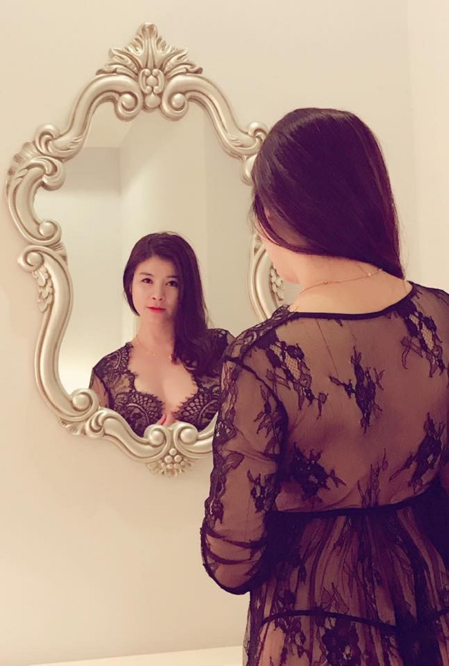 Sau&nbsp;nhiều năm vắng bóng, mới đây&nbsp;Kim Oanh trở lại màn ảnh nhỏ với vai "tiểu tam" trong "Đừng bắt em phải quên" càng khiến khán giả ghét cay ghét đắng.
