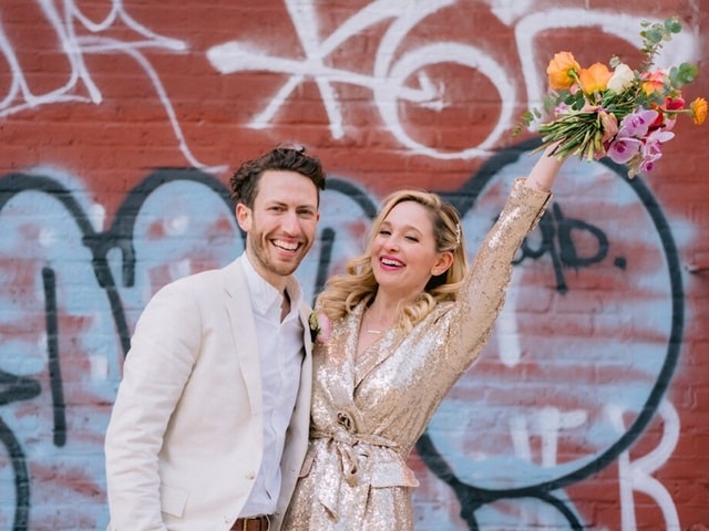 Bạn trẻ - Cuộc sống - Làm phù dâu 125 lần, cô gái cuối cùng cũng lấy được chồng 