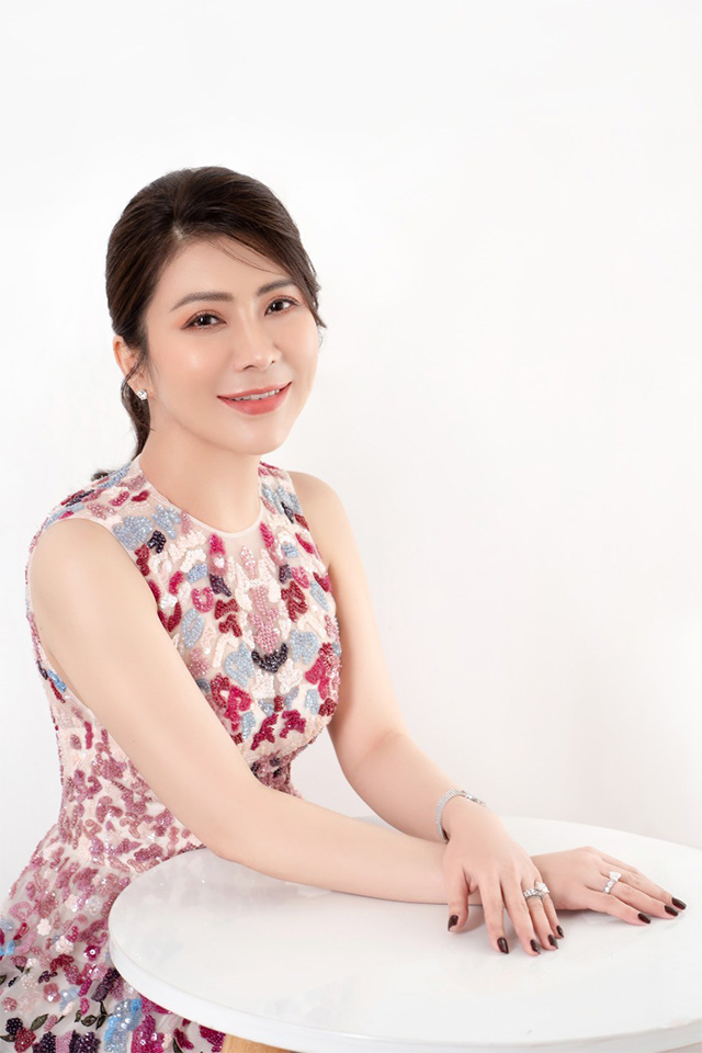 Trần Thị Ái Loan: Nữ doanh nhân xinh đẹp, thân thiện và đa tài - 1