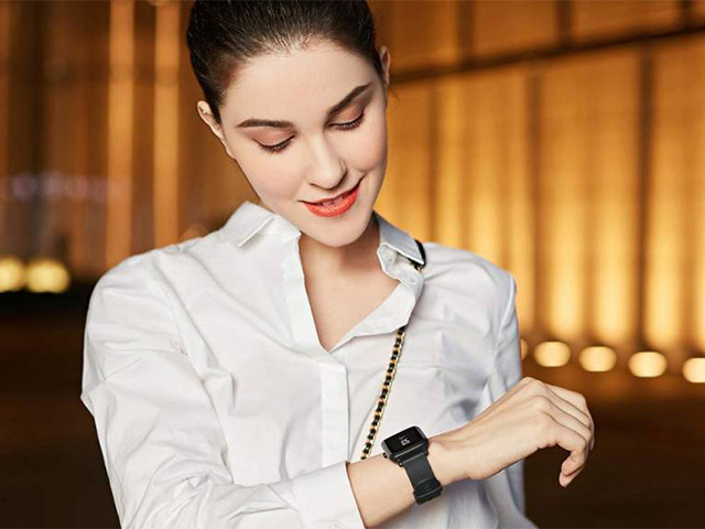 Thời trang Hi-tech - Top đồng hồ thông minh giảm giá "sốc" tới 50%, mua ngay kẻo tiếc