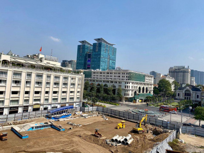 Toàn cảnh công trường rào chắn chuẩn bị tái lập mặt đường (ảnh: MAUR)