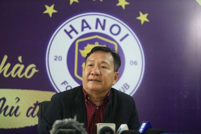 Rộ tin Hà Nội FC có thầy mới thay HLV Hoàng Văn Phúc