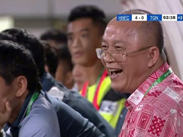 Bầu Đức ngất ngây vì HAGL vẫn trăn trở: Quảng Ninh thua mà chủ tịch...