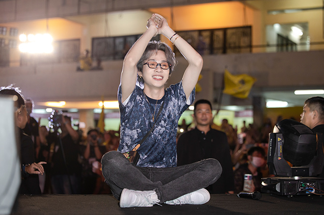 Jack bất ngờ xuất hiện trên sân khấu sự kiện do chính fan tự tổ chức