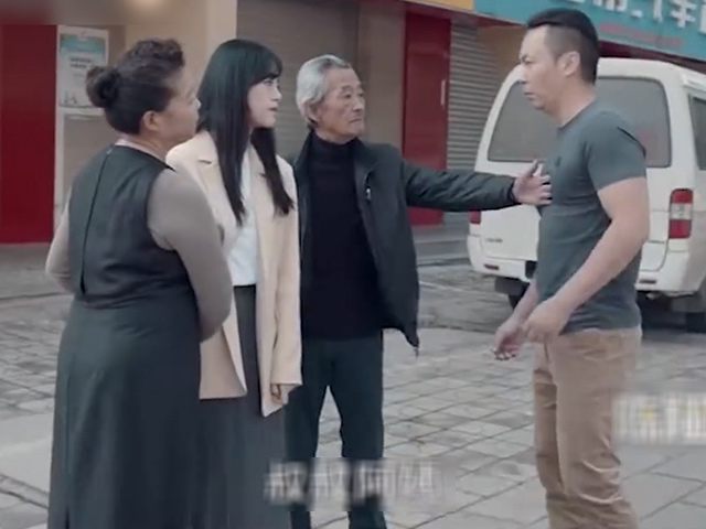 Video Clip Cười - Tình yêu đôi lứa bị chia cắt chỉ vì chàng trai nhà nghèo và cái kết