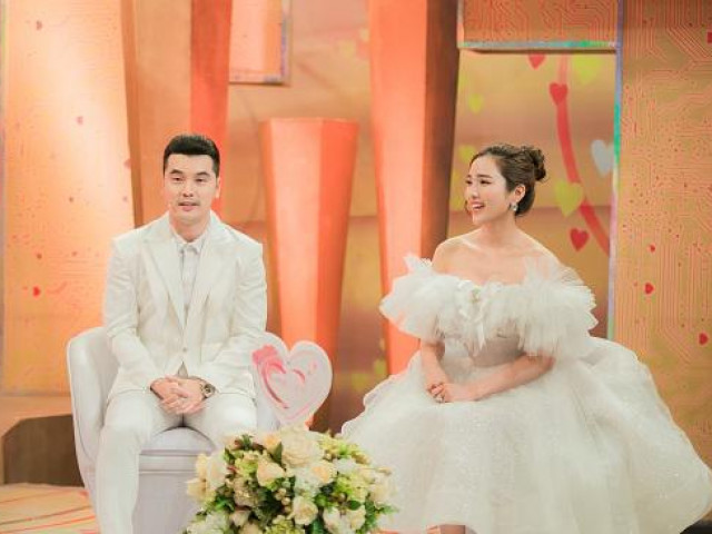 Đời sống Showbiz - Bà xã Ưng Hoàng Phúc: “Nhiều lúc tự hỏi chẳng lẽ mình phải lấy chồng tàn phế như thế này sao?"