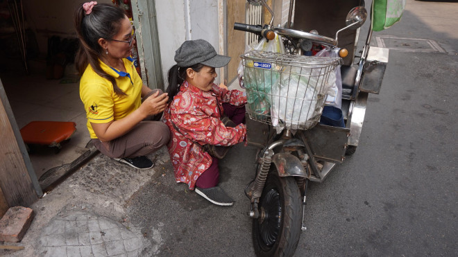 Ấm áp tình người trong ‘ngôi nhà xe lăn’ giữa lòng TPHCM - 4