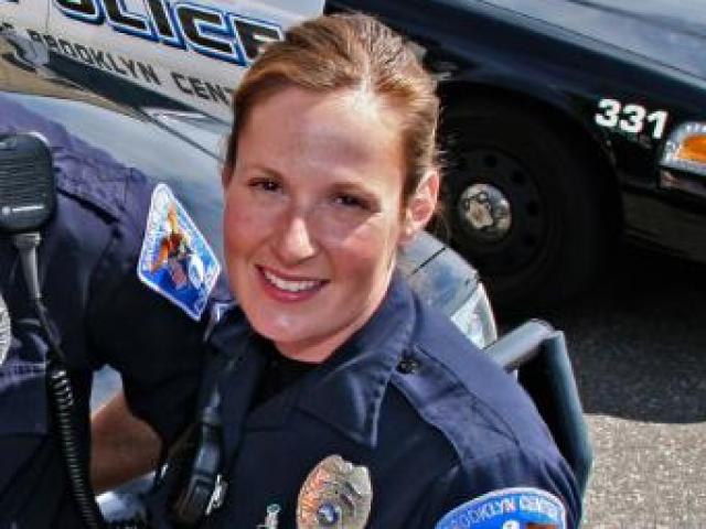 Thế giới - Diễn biến mới vụ nữ cảnh sát rút nhầm súng bắn chết người