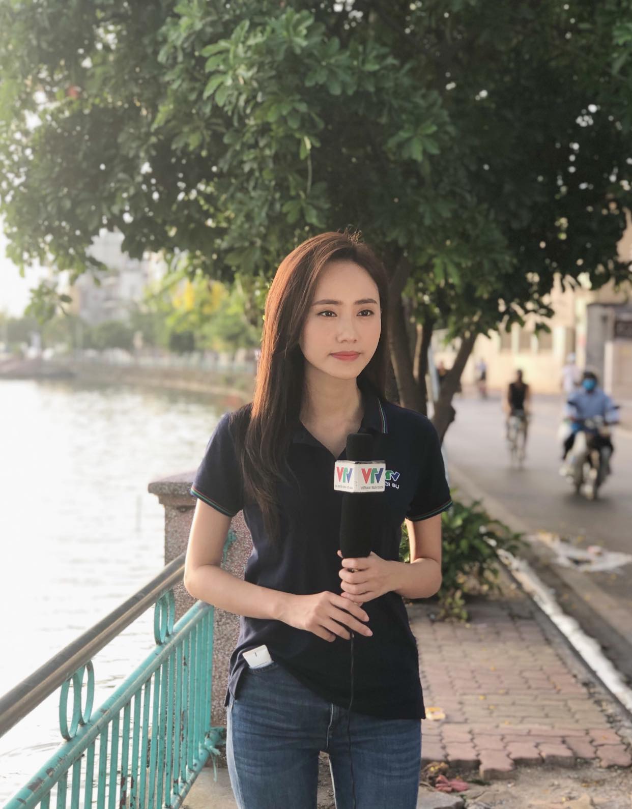 Lộ mức thu nhập gây choáng của BTV, MC VTV sau vẻ hào nhoáng trên sóng truyền hình - 3