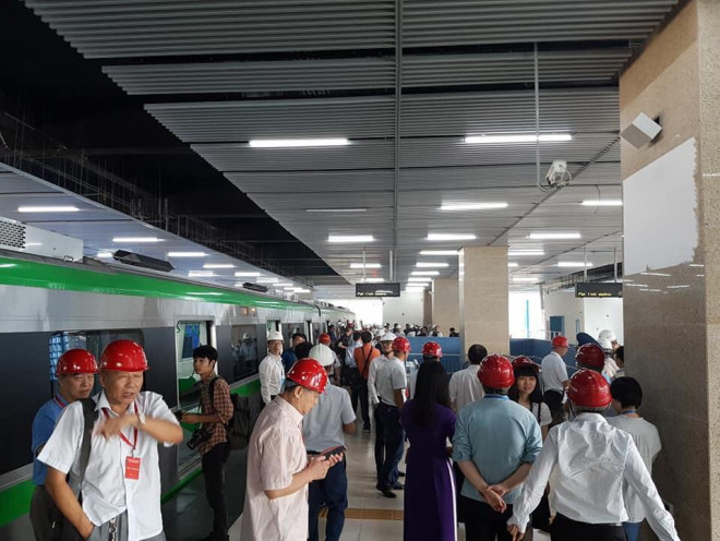 Dự án đường sắt đô thị Cát Linh - Hà Đông sẽ hoàn thành để có thể vận hành thương mại vào tháng 5.