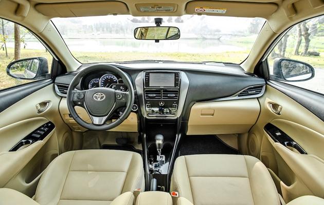 Giá xe Toyota mới nhất tháng 04/2021: Thông số xe và giá lăn bánh - 8