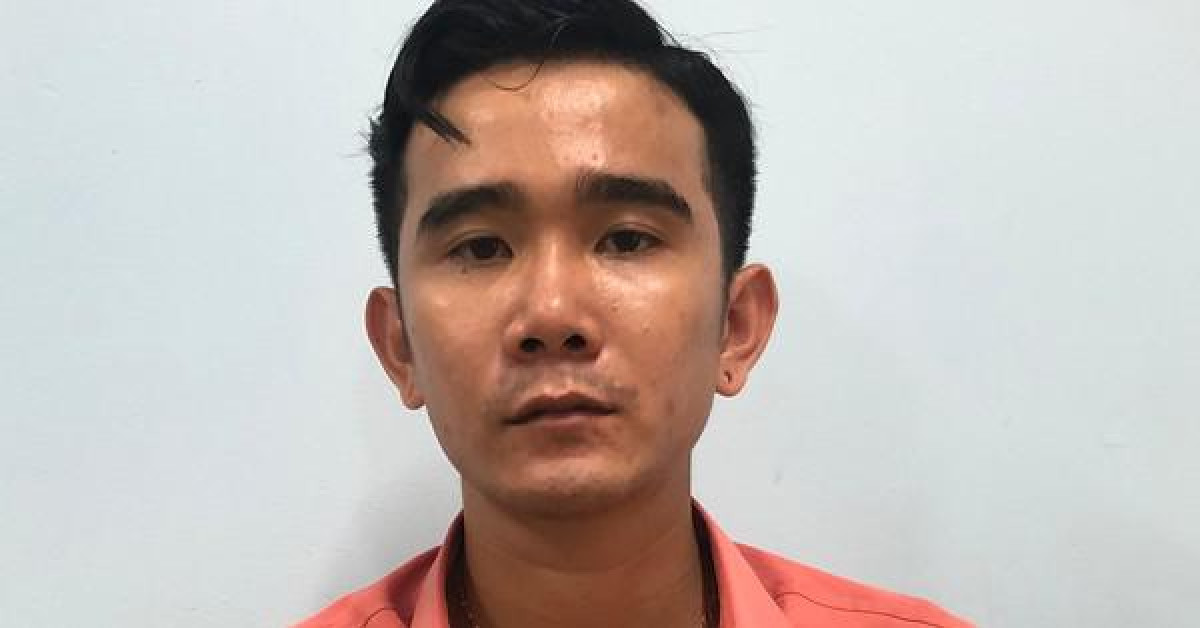 Pháp luật - Dùng chìa khóa xe máy đâm liên tiếp vào ngực đối thủ vì ngăn cản chở người yêu về