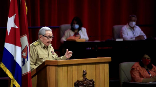 Đại tướng Raul Castro Ruz phát biểu hôm 16-4. Ảnh: Hãng thông tấn quốc gia Cuba (ACN)