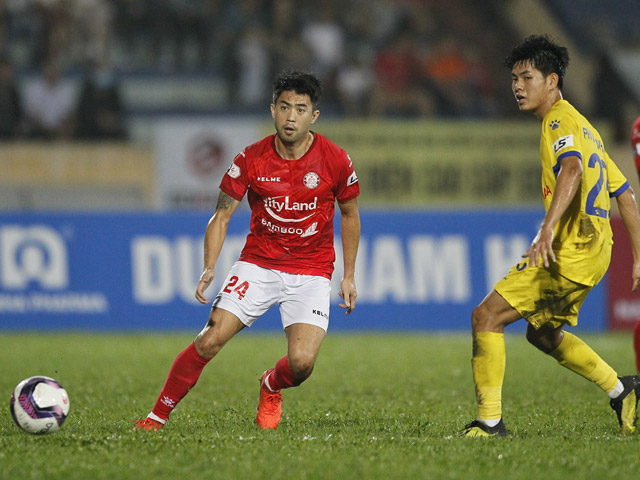 Bóng đá - Video Nam Định - CLB TP HCM: Rượt đuổi kịch tính, 2 thẻ đỏ bất ngờ