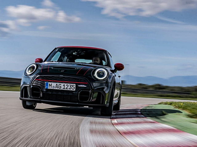 Tin tức ô tô - MINI John Cooper Work bản nâng cấp chính thức lộ diện