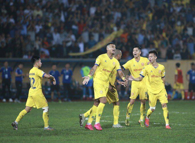 Nam Định đang là đội bóng sở hữu hàng công tốt nhất V-League 2021