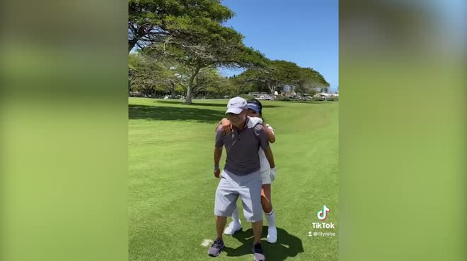 Kiều nữ golf gây sốt, mỹ nhân WWE thích sinh con để vòng 1 đẹp hơn