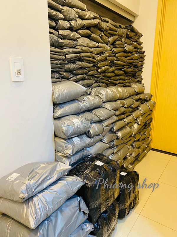 Đơn hàng khủng mỗi ngày của Phương Linh sau mỗi livestream bán hàng