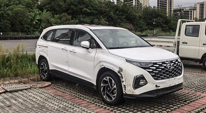 Xe mới Hyundai Custo lộ diện trước ngày ra mắt - 7