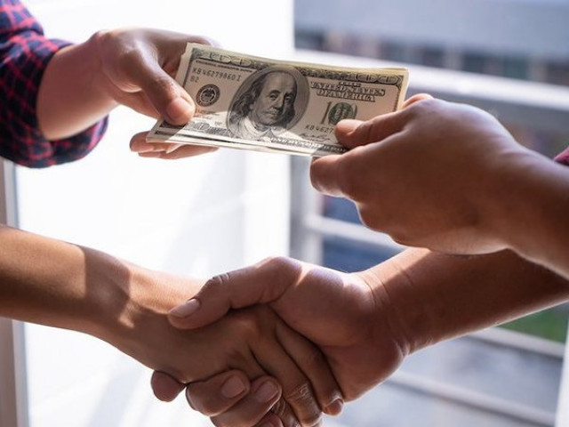 Bạn trẻ - Cuộc sống - Nghèo đến mấy cũng chớ nên vay tiền của 4 người này