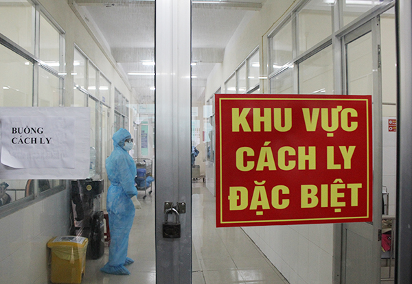 Gần 109.000 người Việt Nam đã tiêm vắc-xin COVID-19 - 1
