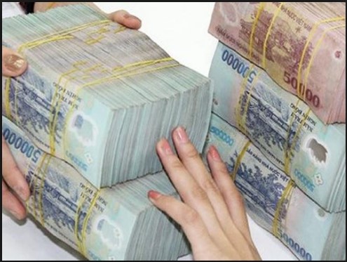Đây là hình ảnh về tiền mệnh giá 500.000 đồng, một loại tiền lớn và đáng giá trong nền kinh tế Việt Nam. Hãy xem để tìm hiểu thêm về giá trị và vật chất của loại tiền này.