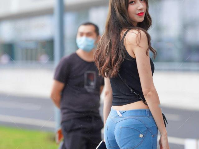 Thời trang - Hè đến, cánh đàn ông lại bị ám ảnh vì chiếc quần "thảm họa" của phái đẹp