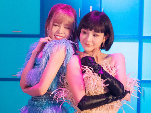 Ca nhạc - MTV - Thiều Bảo Trâm khoe nhan sắc gợi cảm, cùng Hiền Hồ làm điều đặc biệt