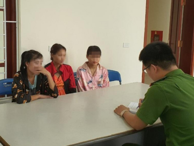 Pháp luật - Người yêu bỏ rơi, 2 cô gái sang Trung Quốc sinh con để bán