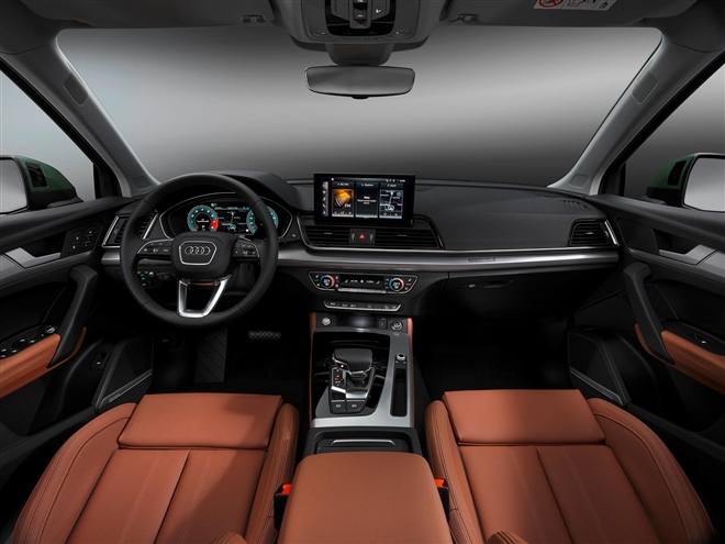 Audi Q5 phiên bản nâng cấp xuất hiện tại Hà Nội - 4